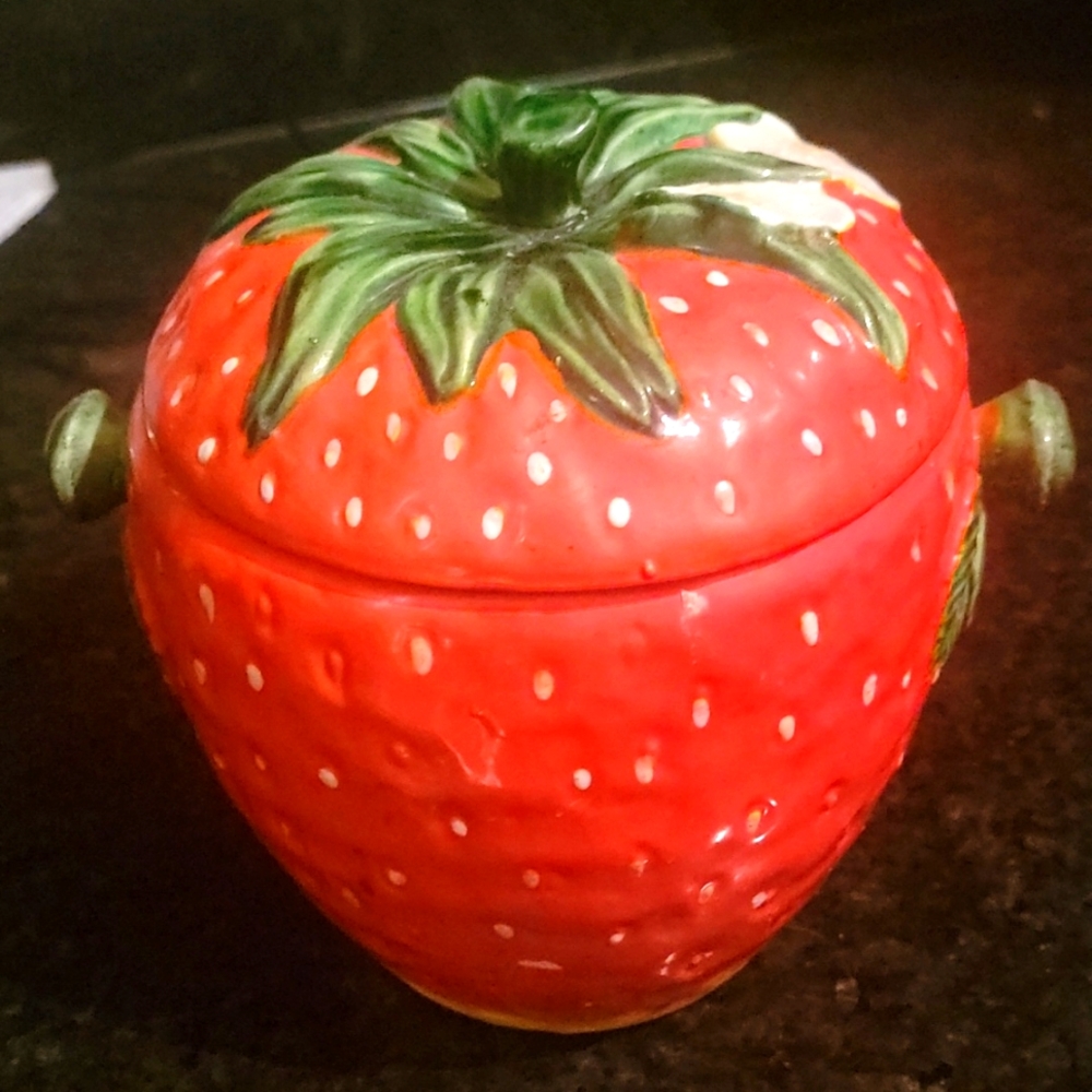 VINTAGE ROSSETTI STRAWBERRY COOKIE JAR